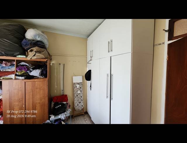 3 BEDROOM HOUSE FOR SALE IN NAPIERVILLE